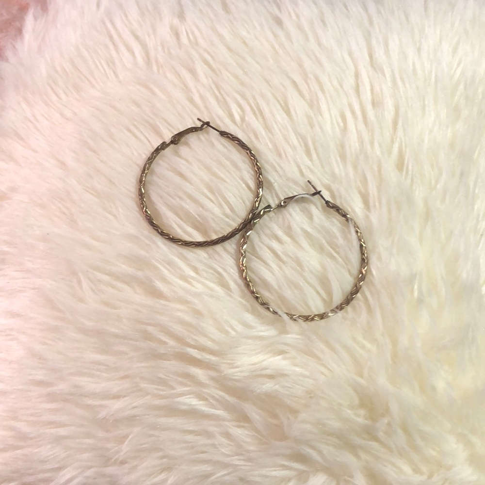 Hoops